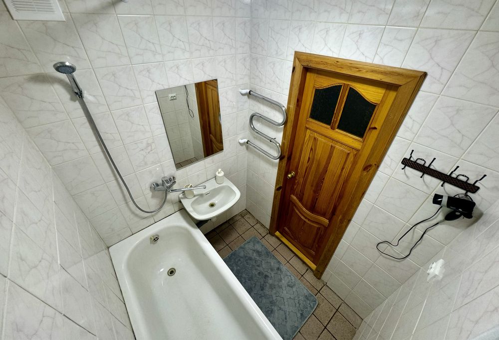 Вільна !!! Подобова Оренда Квартира погодинно  помешкання житло оренда