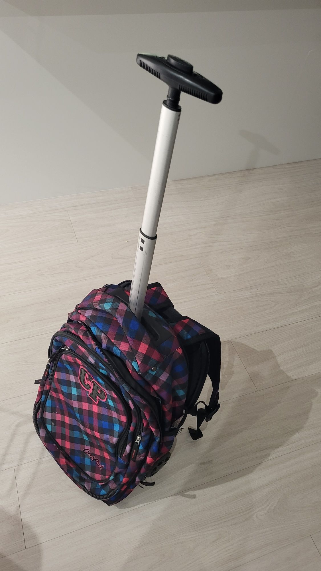 Plecak szkolny CoolPack na kółkach