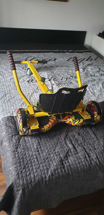 Hoverboard czyli deskorolka elektryczna.