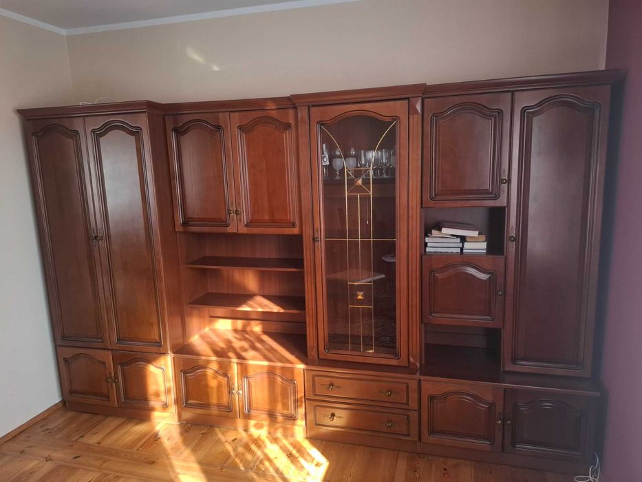 Drewniana meblościanka BRW