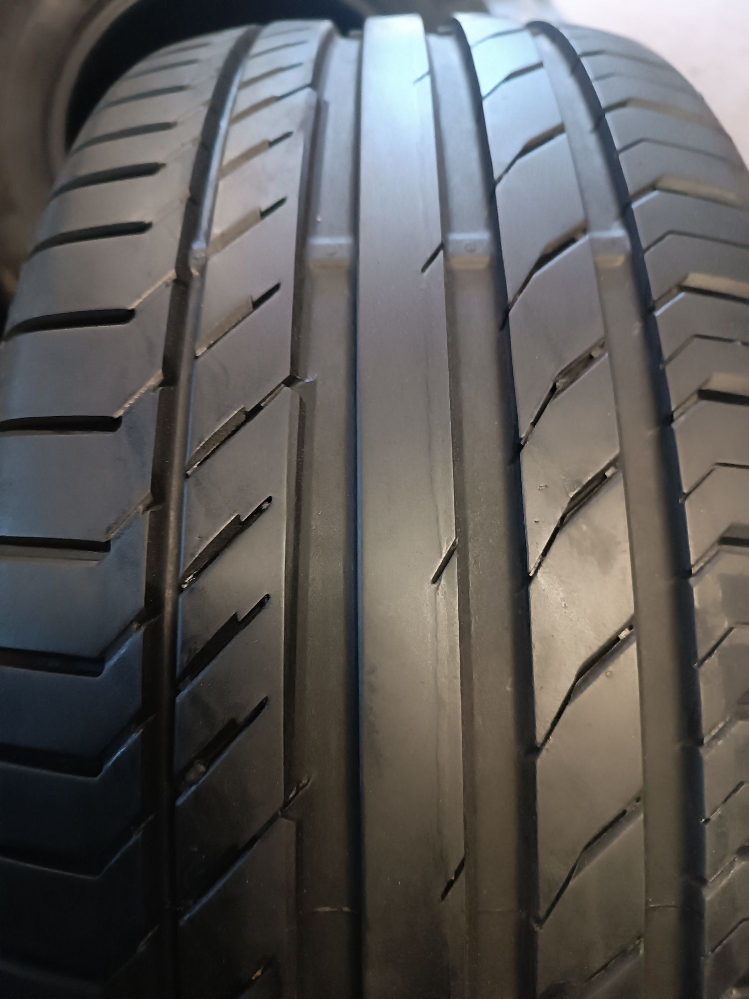 Sprzedam Oponę pojedynczą 225/45 r17 Continental