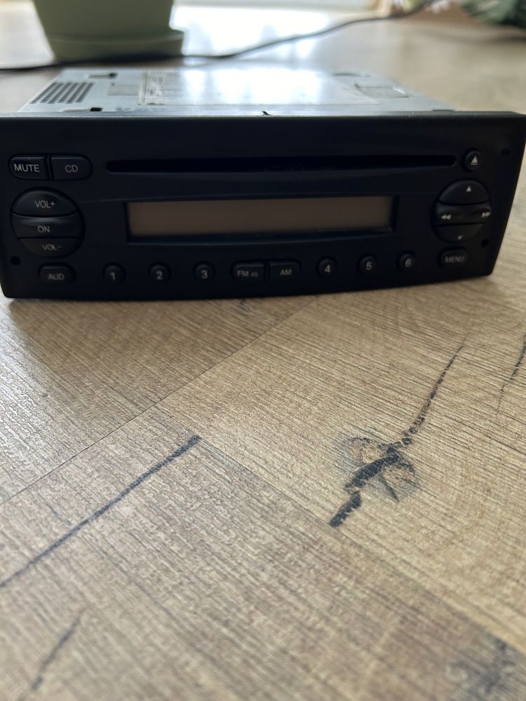 Radio BOSCH Iveco CD SB08