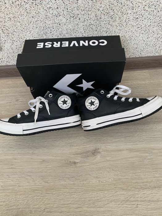 Convers жіночі шкіряні