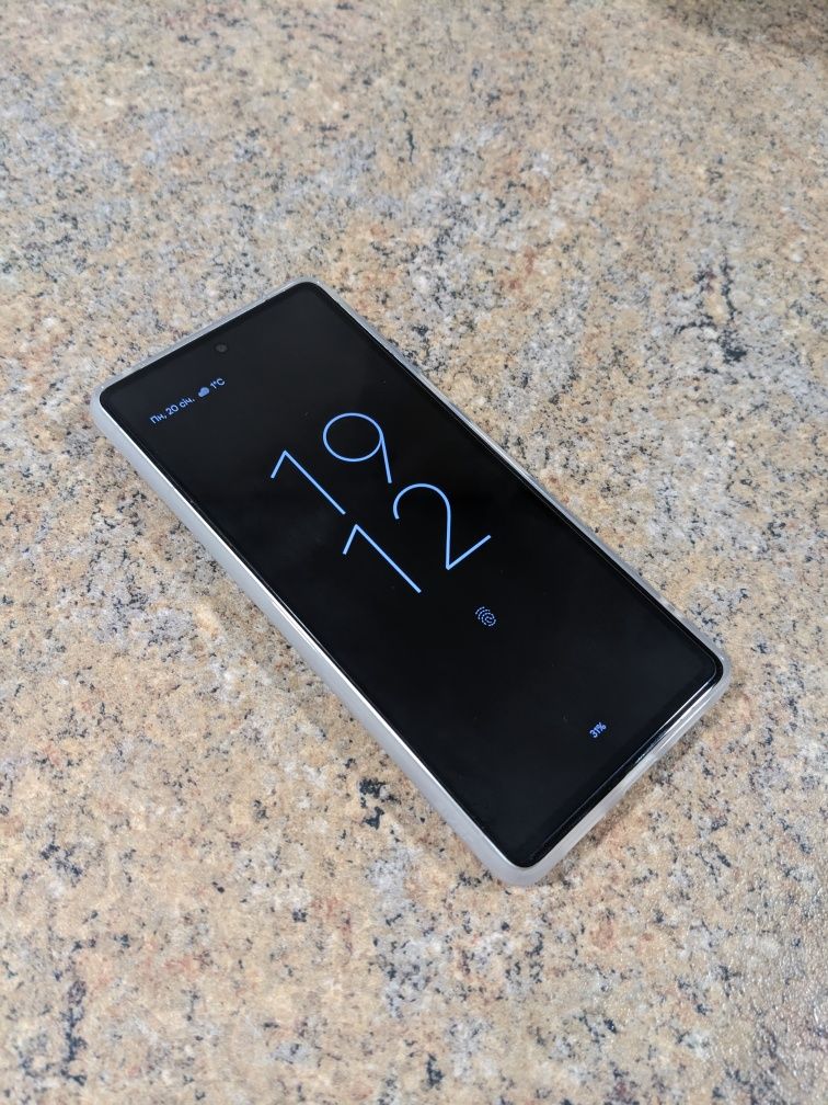 Напівпрозорий матовий чохол для Google Pixel 7