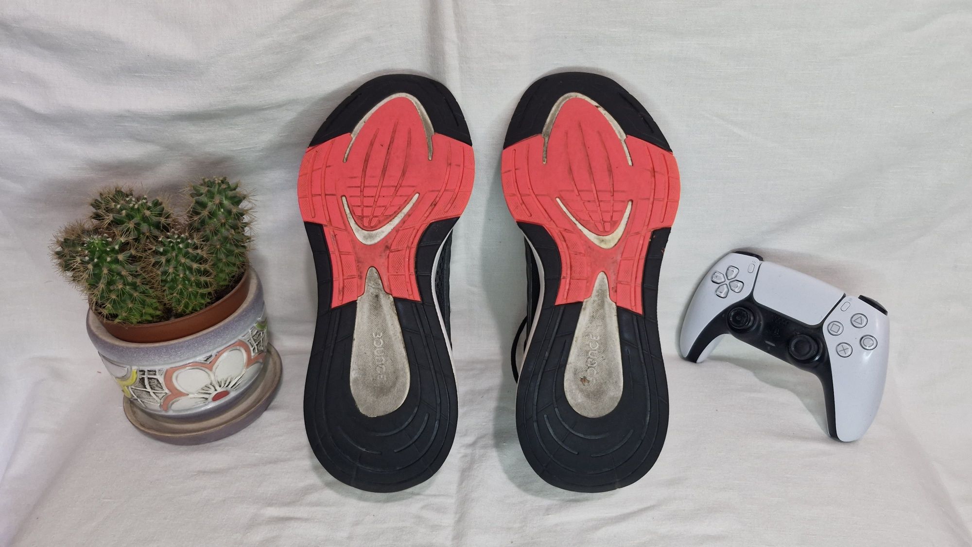 Кросівки Adidas EQ21 Run.Розмір 39