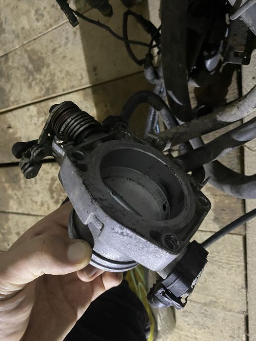 Дросельна заслонка m50b25 з круізом