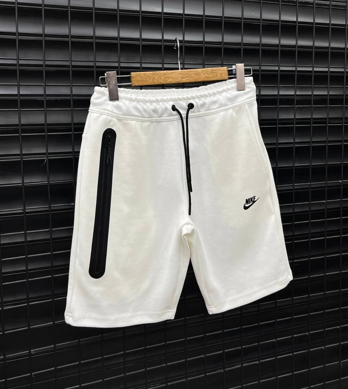 Шорти Nike Tech Fleece