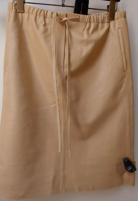 Шкіряна спідниця Massimo Dutti
