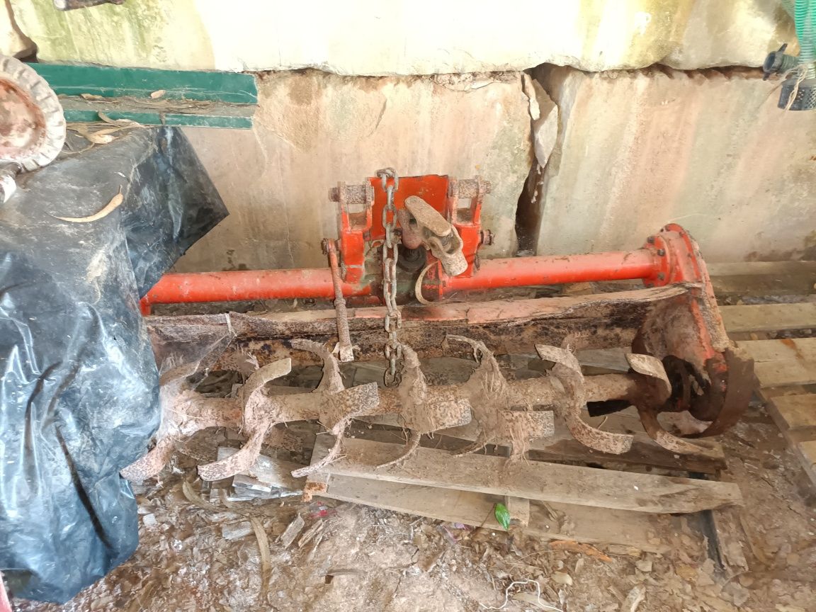 Trator Hinomoto C 174