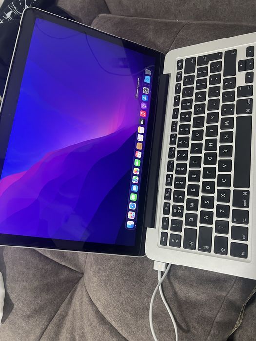 MacBook Pro 13" (2015) / i5 / 8GB / Retina