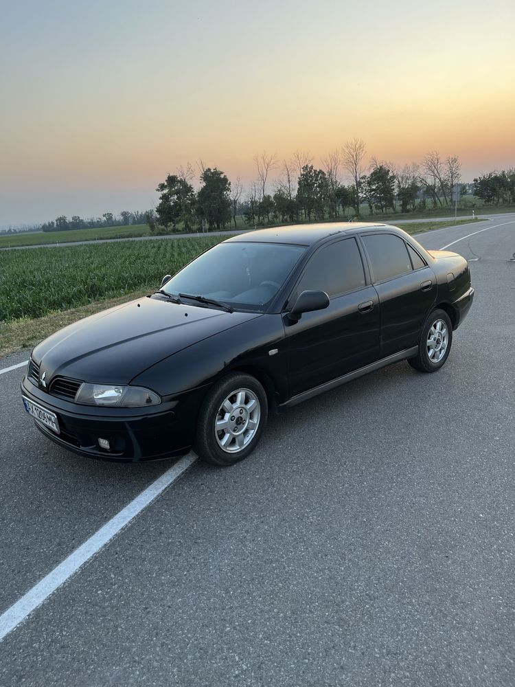 Mitsubishi carisma