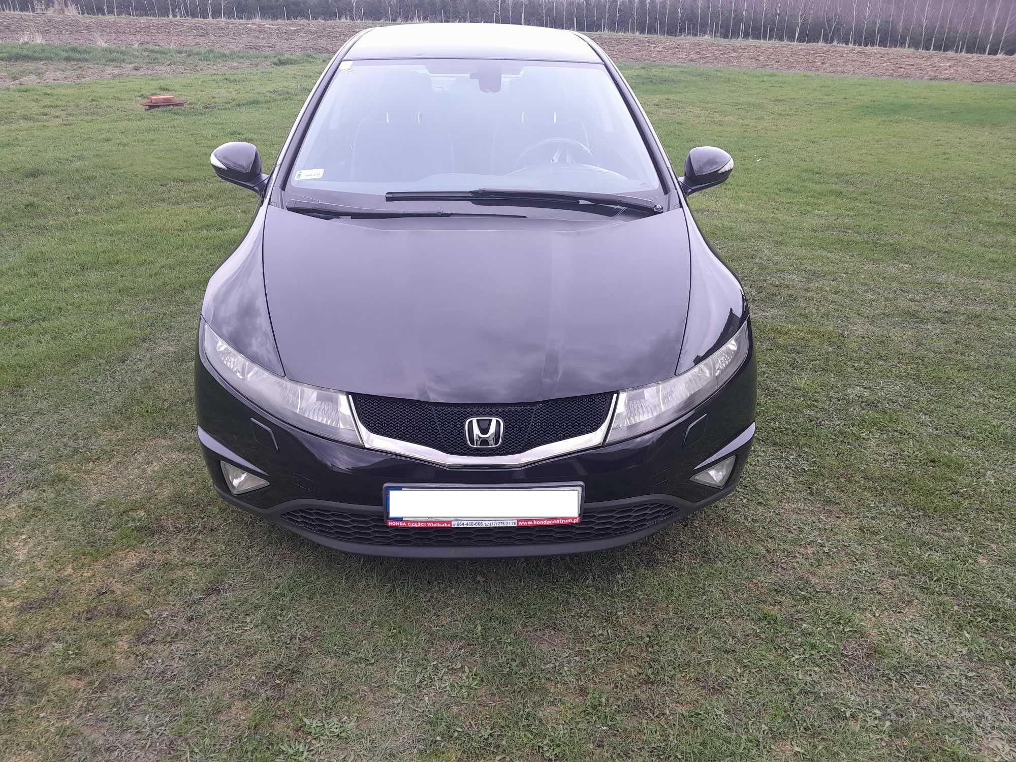 Honda Civic VIII Hatchback 5d 1.8 i-VTEC 140KM 2007 LPG