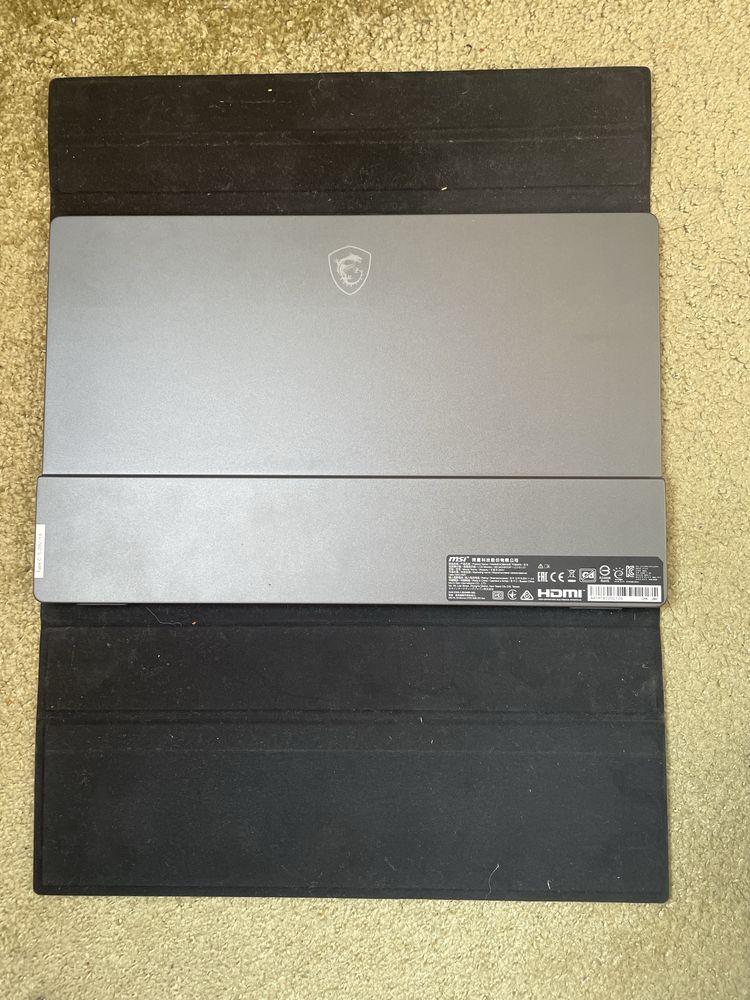 Портативний монітор MSI Optix MAG162V
