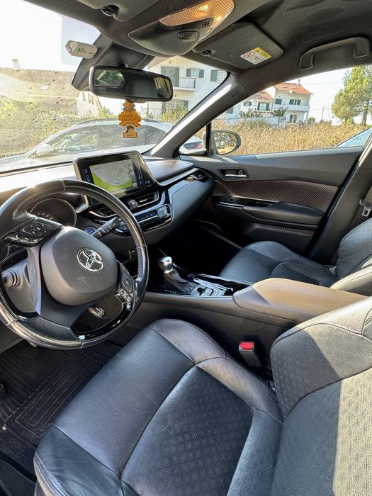 Lindo Toyota C-HR 1.8 híbrido 2019 único dono!