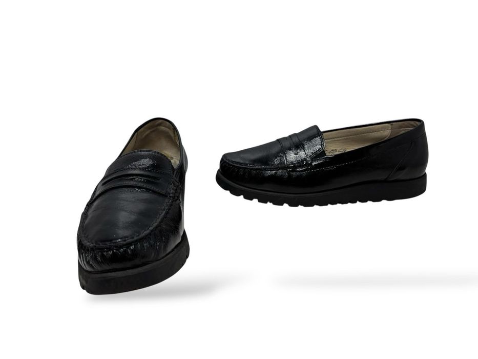 Mokasyny skorzane lakierowane Waldlaufer rozmiar 38