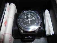 Swatch x Omega Bioceramic Moonswatch Mission To Moonphase Snoopy
Black