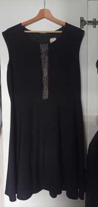 Sukienka czarna 42