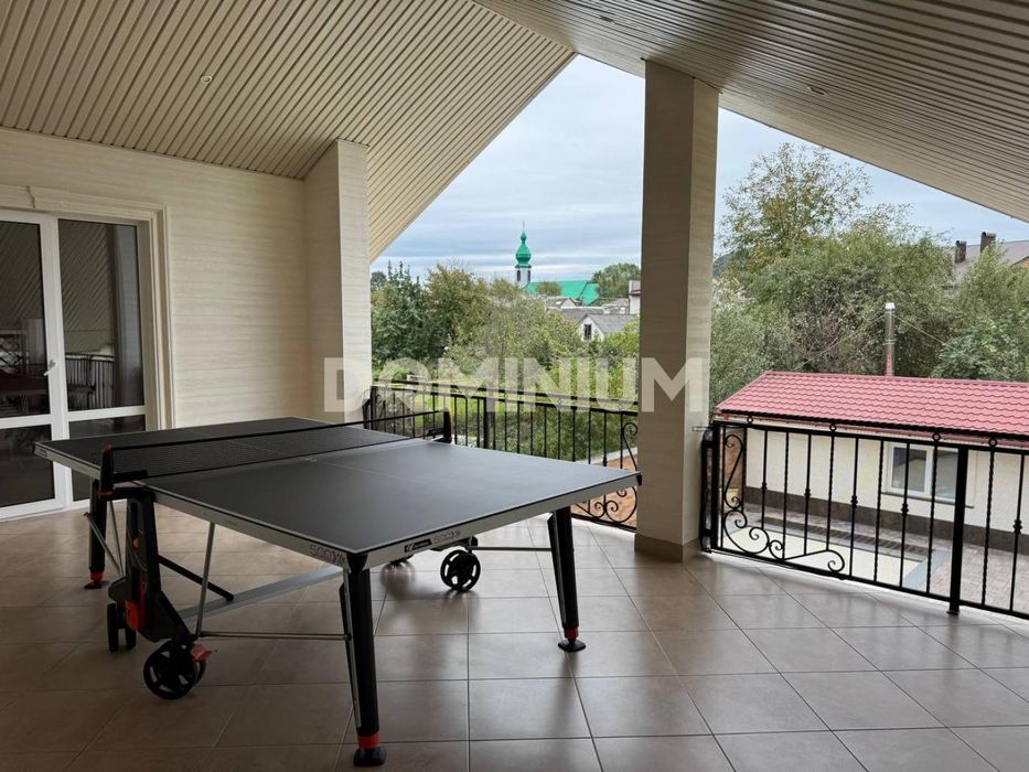 Продається будинок в м. Хуст, вул. Братів Шерегиїв