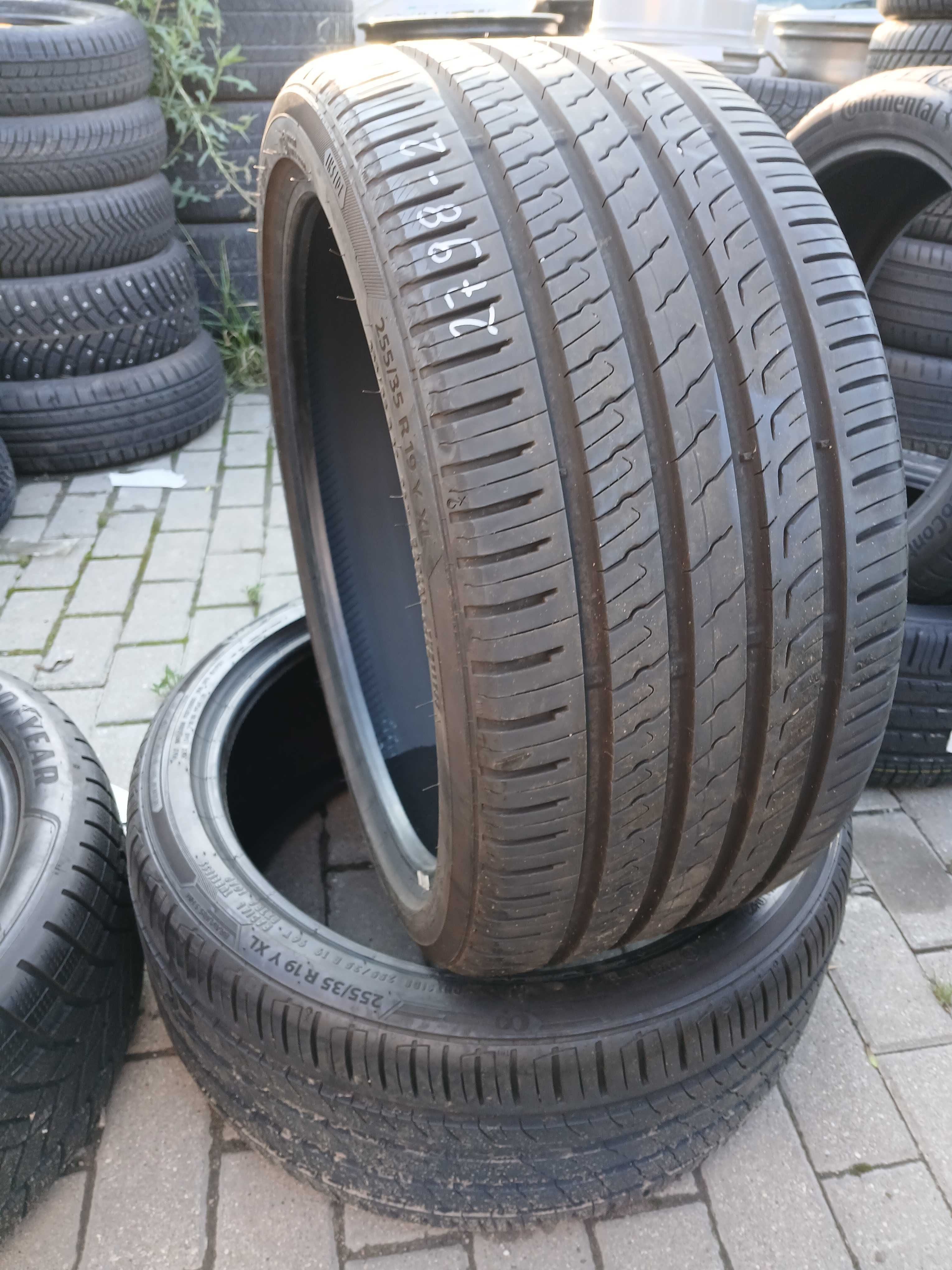 2798. BARUM BRAVURIS 5 255/35/19 opony letnie