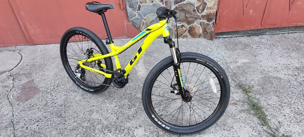 Велосипед МТБ  GT Stomper Ace топовая компл Shimano