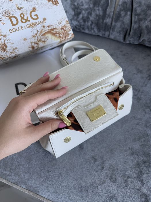 Белая сумка сумочка люкс бренд тренд 2025