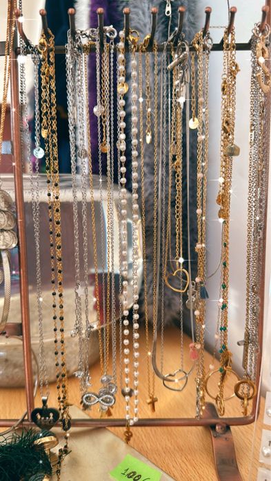 Bijutaria disponível