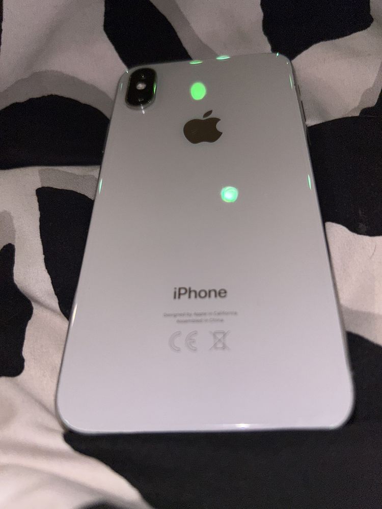 iPhone XS 64 GB biały