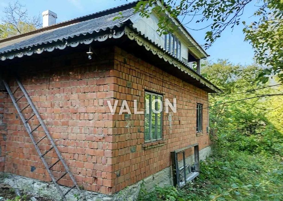 Без % Продаж будинку з ділянкою 0,60 га с. Міжброди, Чернівецька обл.