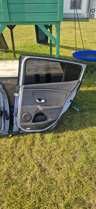 Drzwi reno Megane 3 zderzak  + lampy tyllne