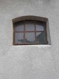 Okna żeliwne stare