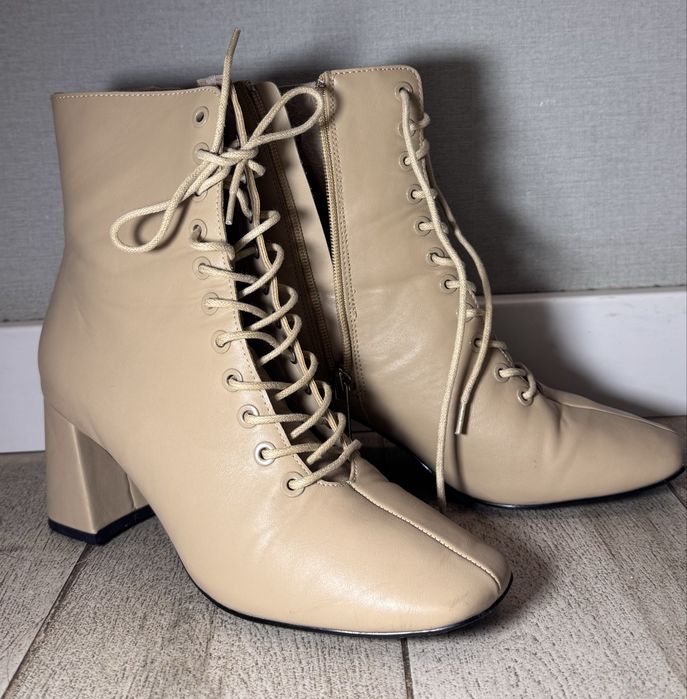 Черевики Zara ( бежові )