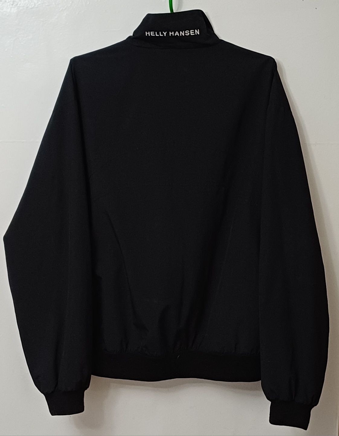Бомбер (ветровка) Helly Hansen