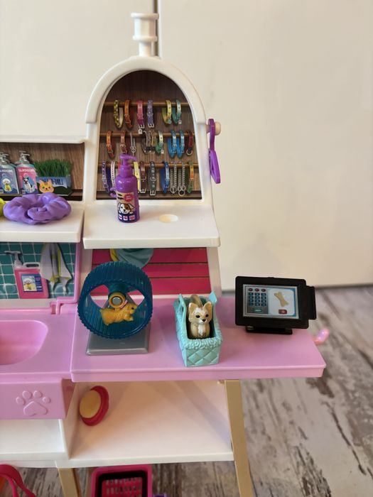 Lalka Barbie zestaw Salon dla zwierząt piesek+ kotek i akcesoria GRG90