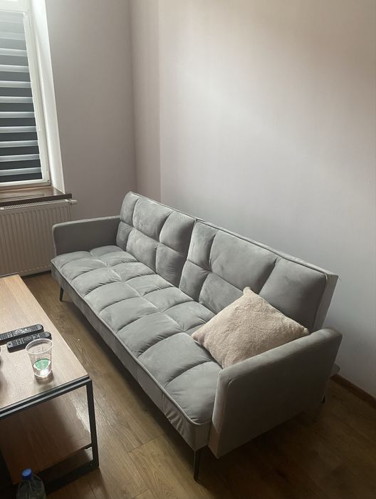 Stylowa rozkladana kanapa stan idealny