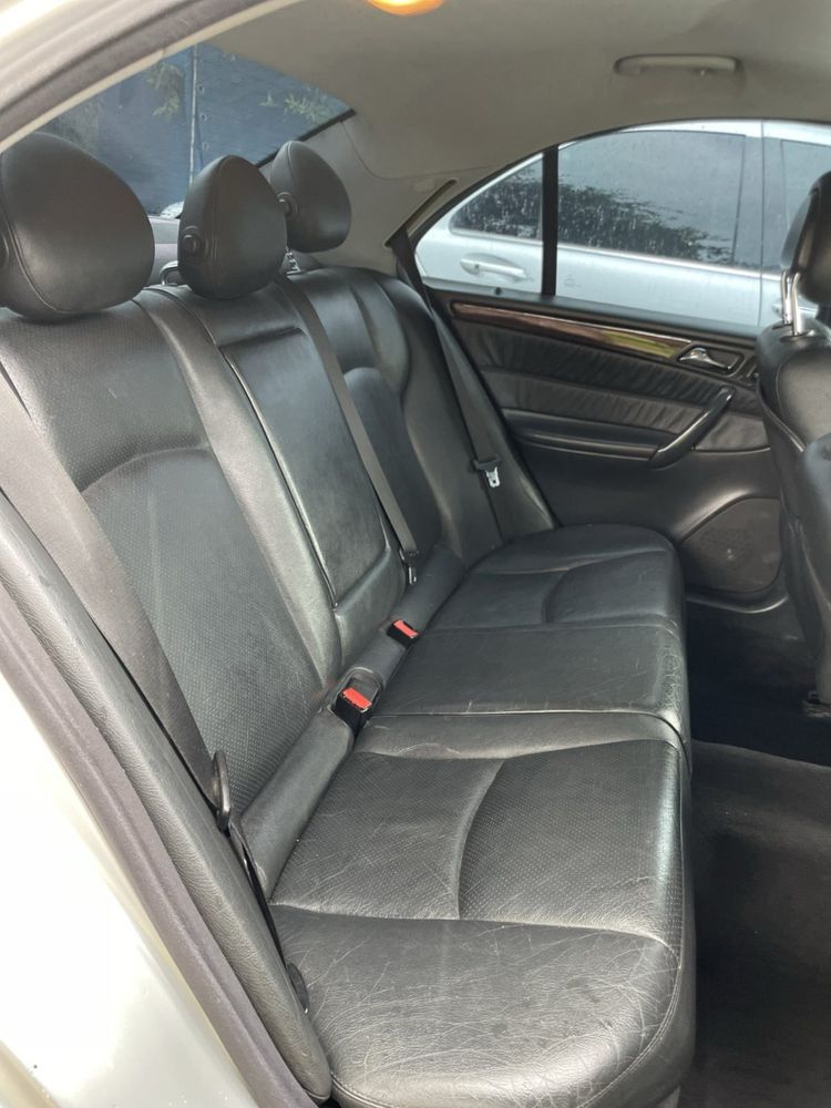 Mersedes-Benz C270 CDI • 2.7 дизель
