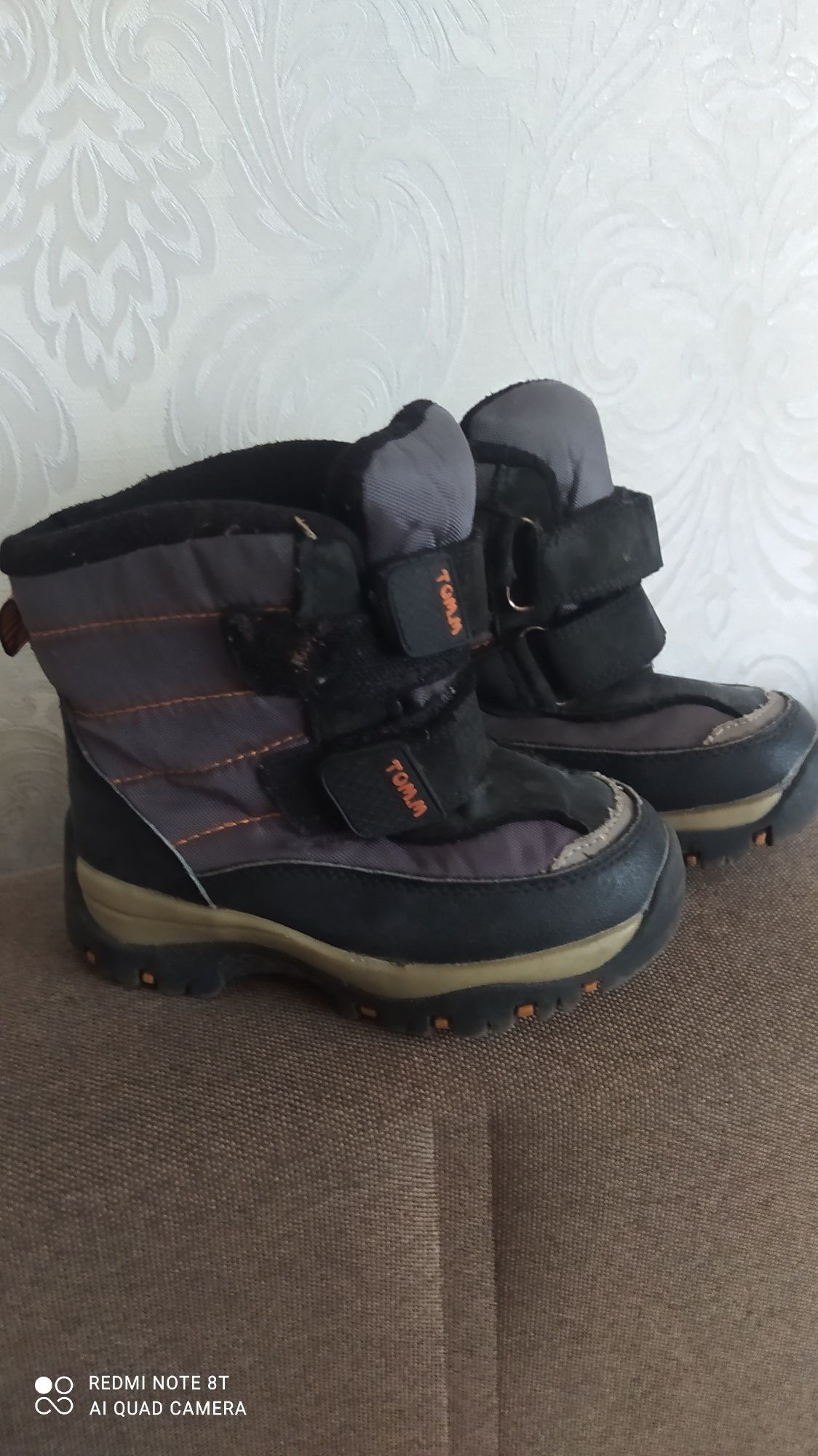 Продам зимние сапоги
