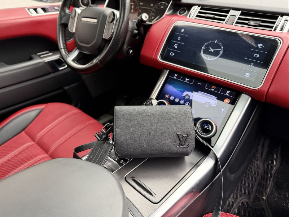 Louis Vuitton Fastline сумка мужская маленькая черная кожаная оригинал