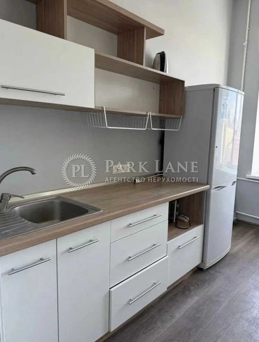 Антоновича  Горького 47 Центр євроремонт