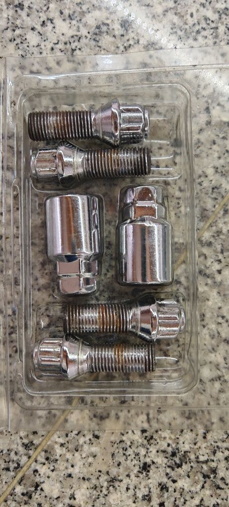 Pernos de segurança para Mercedes