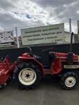 Trator Yanmar com tração