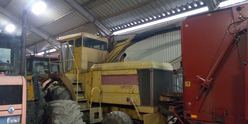 sieczkarnia do kukurydzy new holland 1900