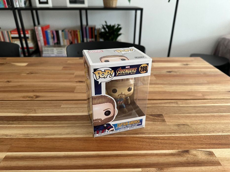 Figuras Funko Pop, duas figuras, como novas