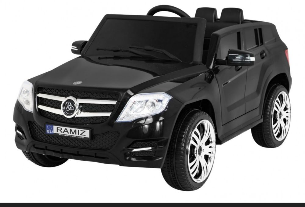 Продам дитячий автомобіль с пультом управління