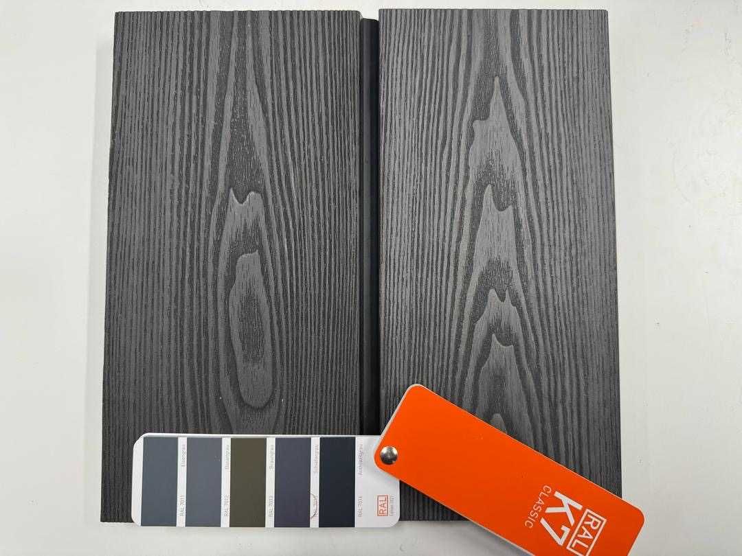 DESKA TARASOWA kompozytowa, ryflowana- Jasny Dąb (Wood), kątowniki.