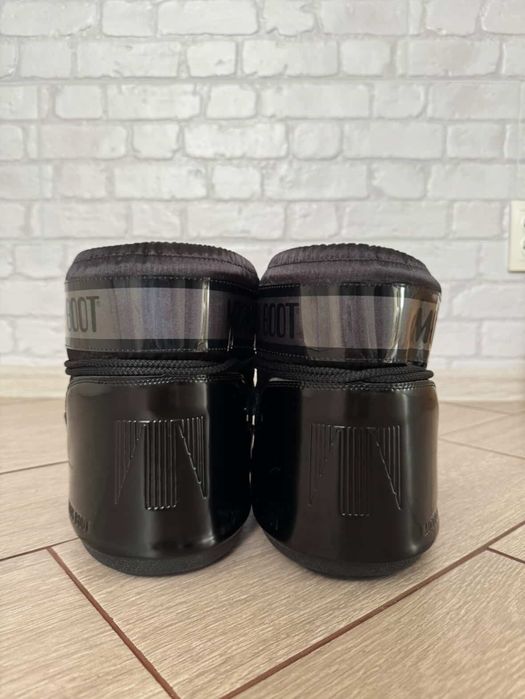 Зимові Чоботи Moon Boot (нові)