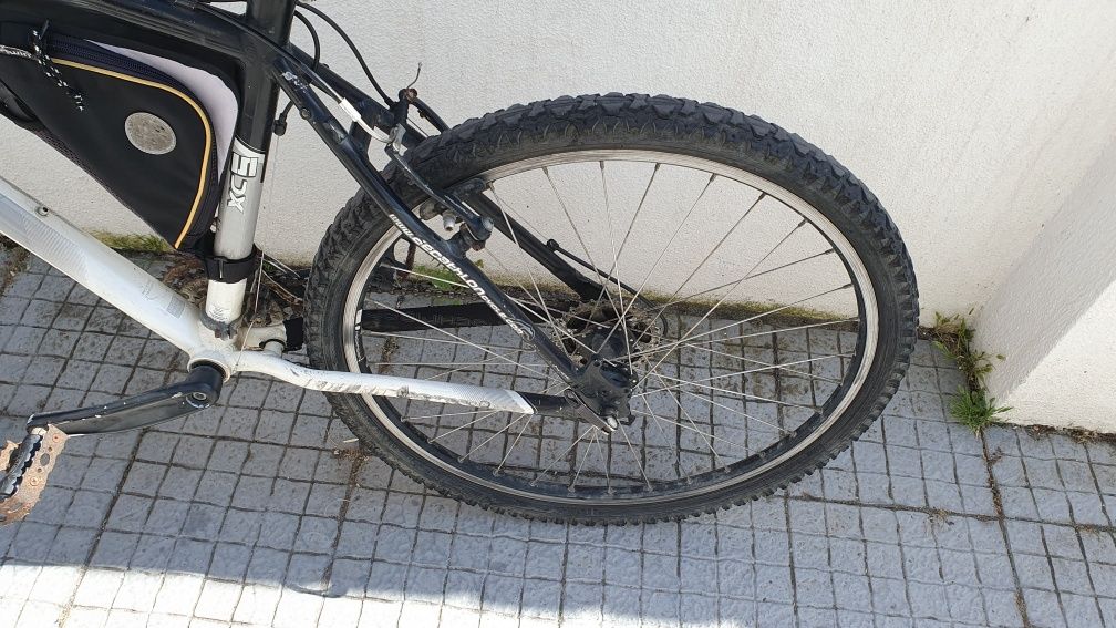 Bicicleta Btt rockrider