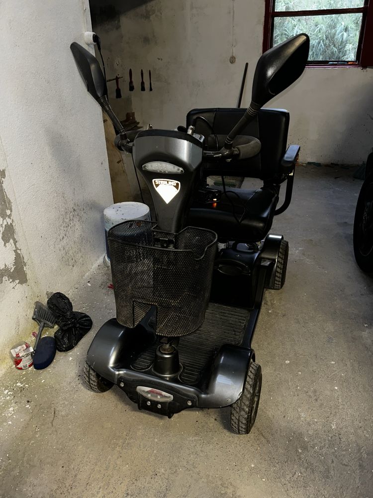 Cadeira eletrica de idoso