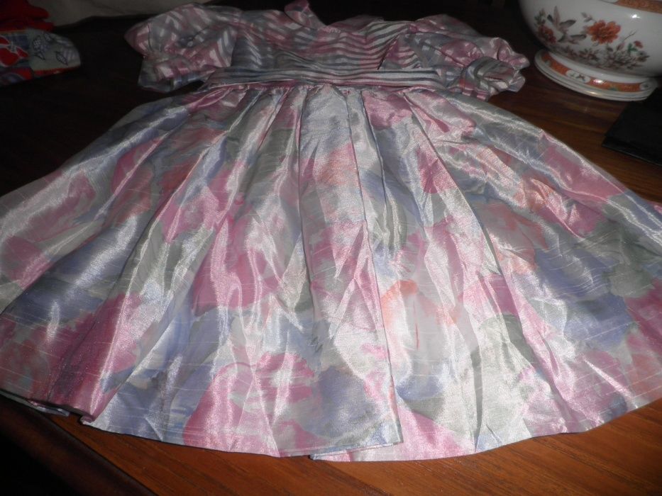 Vendo Vestidos que dá para casamentos festas eventos