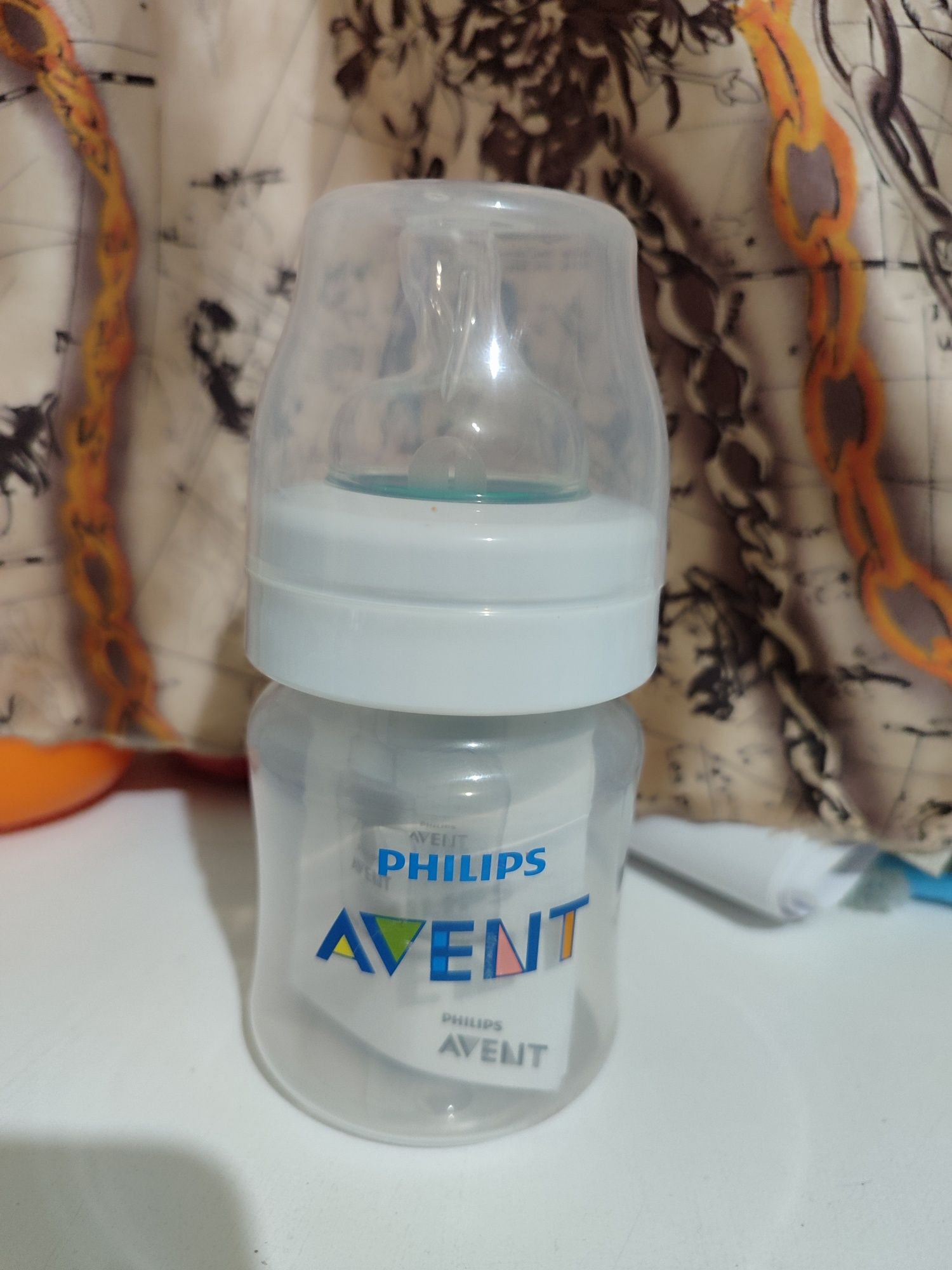 Пляшечка Avent 0+