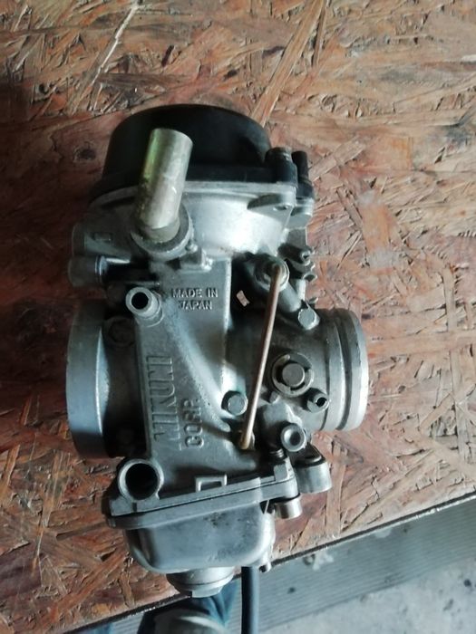 Cagiva w16 600 części do tego motocykla